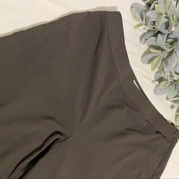 Talbots · 16W · Dress Stretch Wide-Leg Trousers · Brown · Side-Zip Slacks - Picture 5 of 7